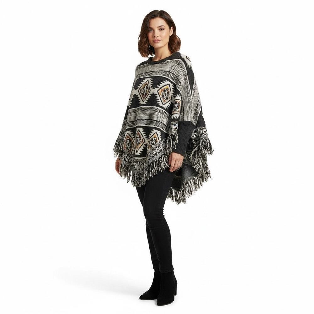 ZA Poncho Tribal Geo Diamond Pattern Bat Sleeve Fringe Design One Size